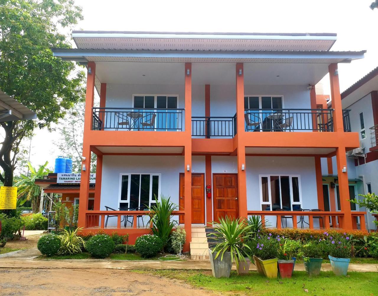 Tamarind Lanta Resort Koh Lanta Exterior photo